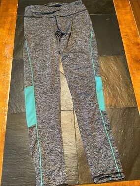 Women's Heather Gray Active Leggings with Teal Accent
